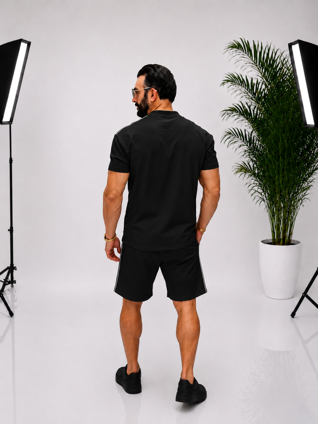 Set bărbătesc elegant Negru cu design modern – rafinament, confort și stil contemporan