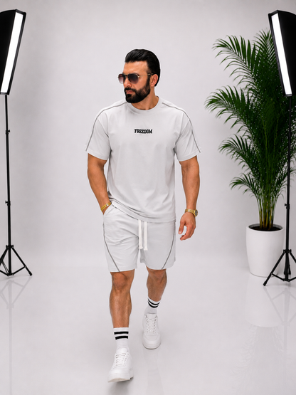 Set bărbătesc gri deschis – eleganță modernă, flexibilitate și confort premium