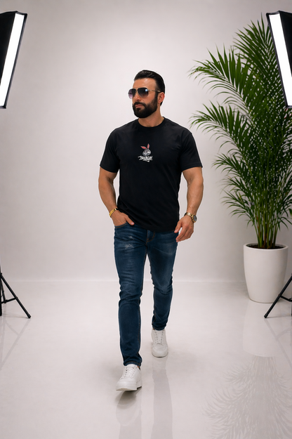 Tricou negru din bumbac 95% și elastan 5% cu imprimeu  față-spate