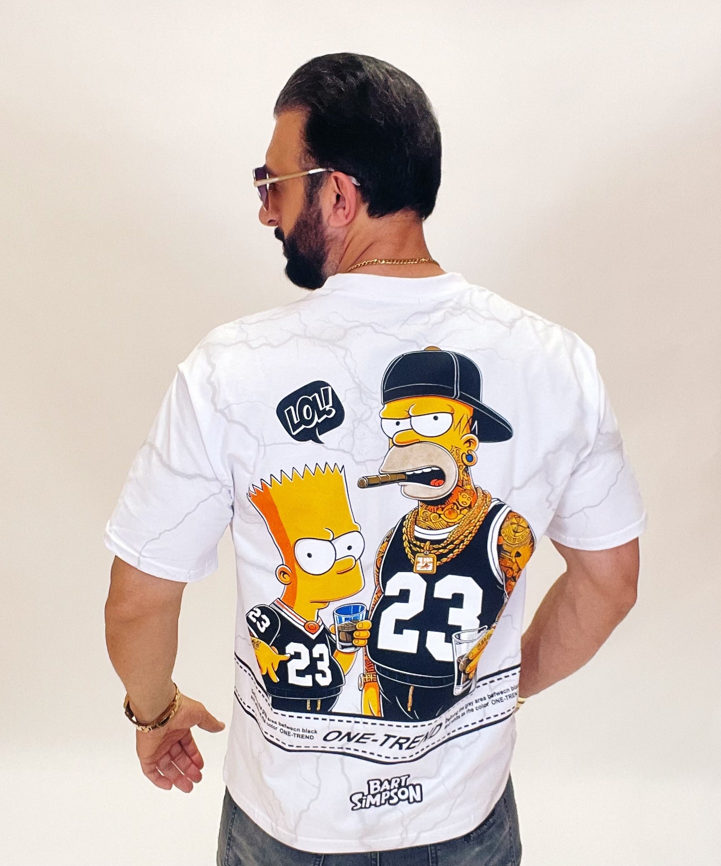 Tricou unisex oversize din 95% bumbac și 5% lycra, cu imprimeu The Simpsons pe față și spate