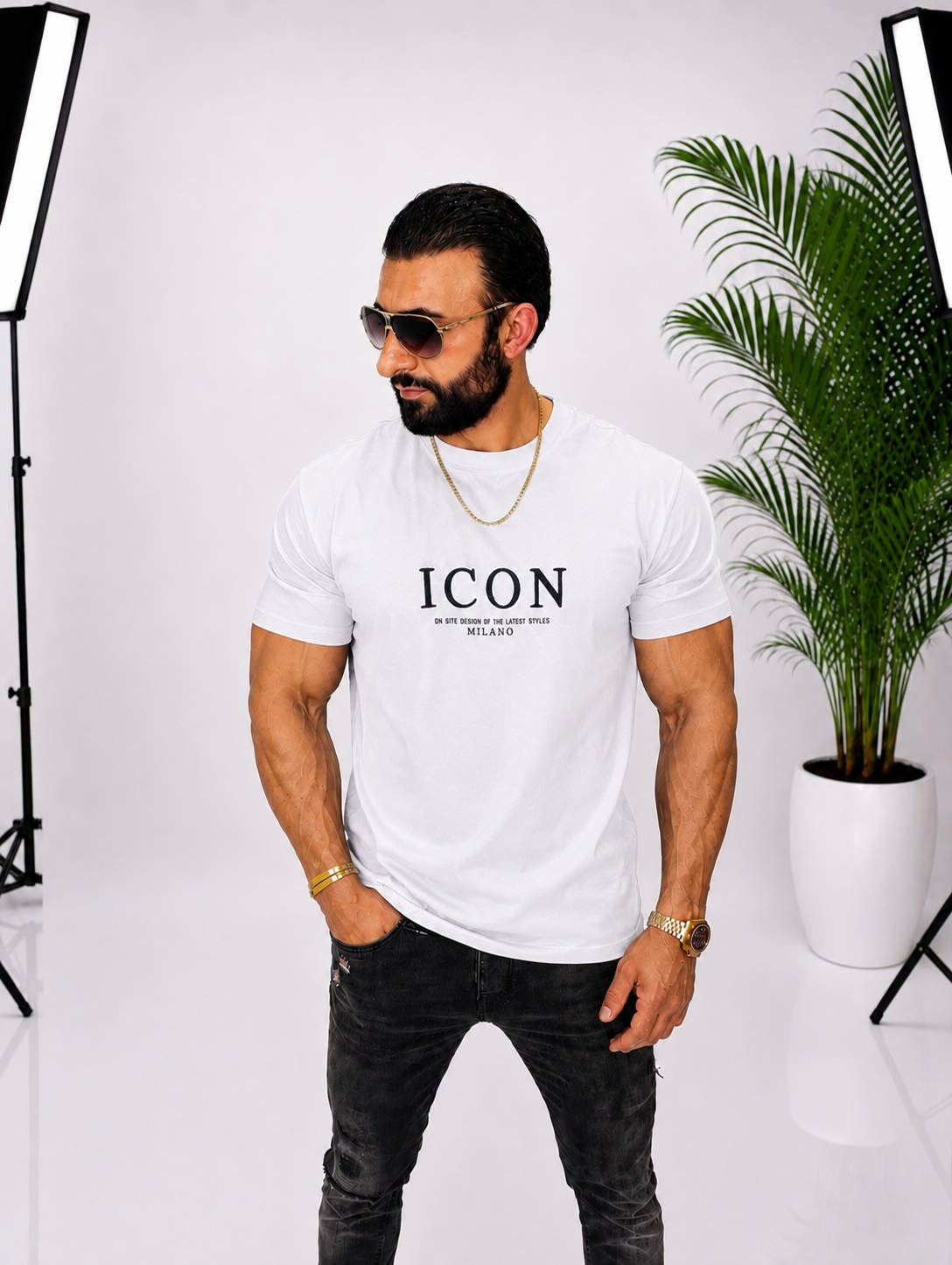 Tricou bărbătesc 95% bumbac, 5% elastan cu imprimeu grafic mare și text modern – descriere detaliată