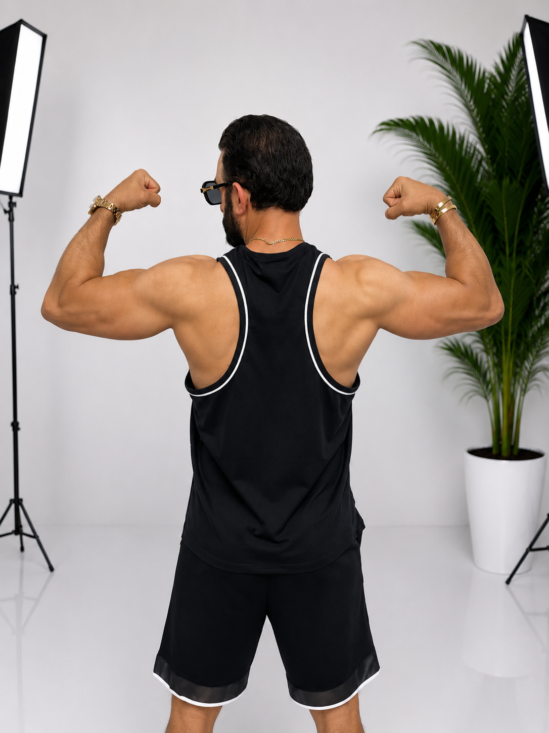 Set sport bărbătesc GOTTI negru – Maiou și pantaloni scurți cu design modern