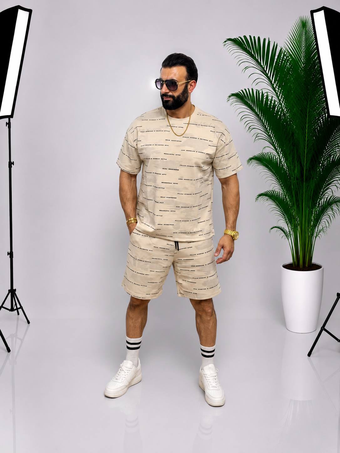 Set Casual Premium OVERSIZE pentru Bărbați – Tricou și Pantaloni Scurți Bej