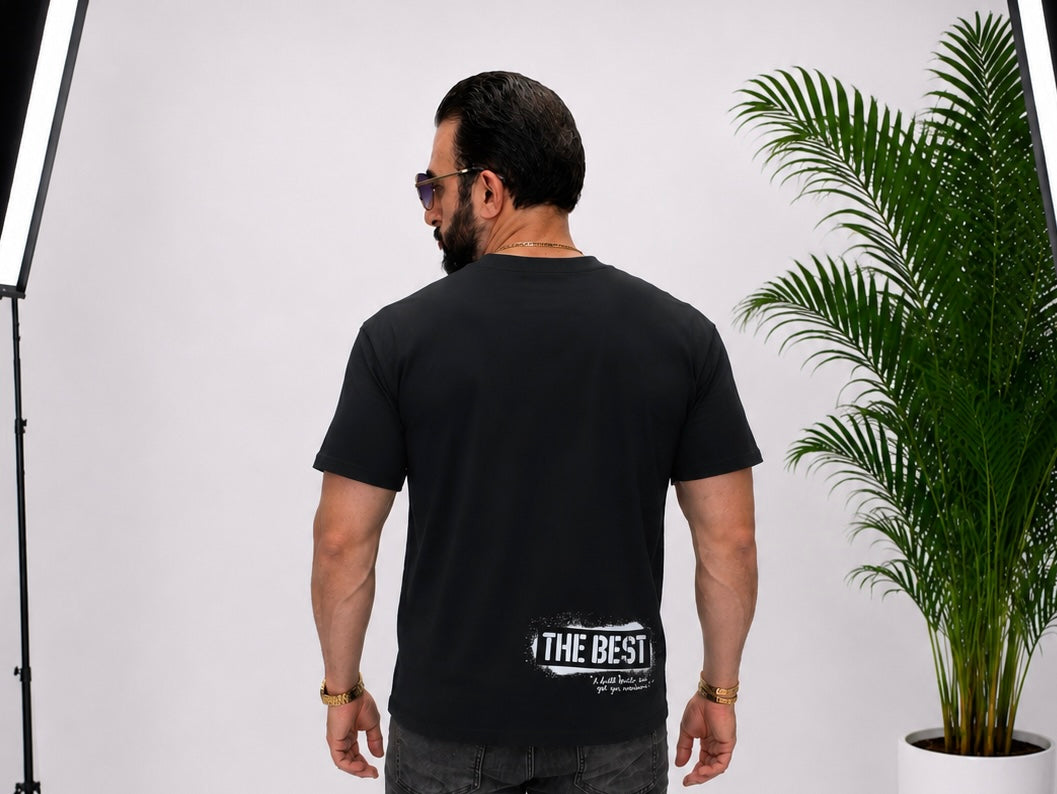 Tricou bărbătesc negru cu imprimeu frontal și imprimeu spate, 95% bumbac 5% lycra, design urban casual premium  Descriere detalia