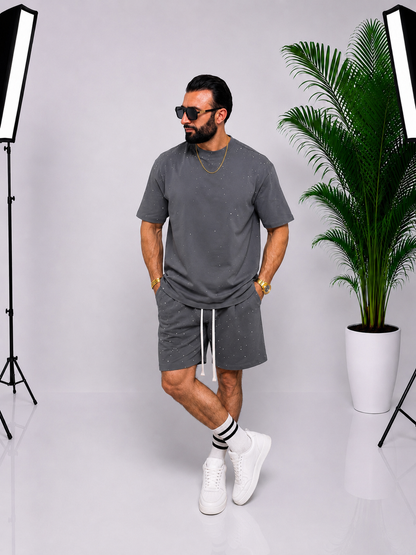 Set bărbătesc gri cu efect stropit – Tricou și pantaloni scurți casual de vară