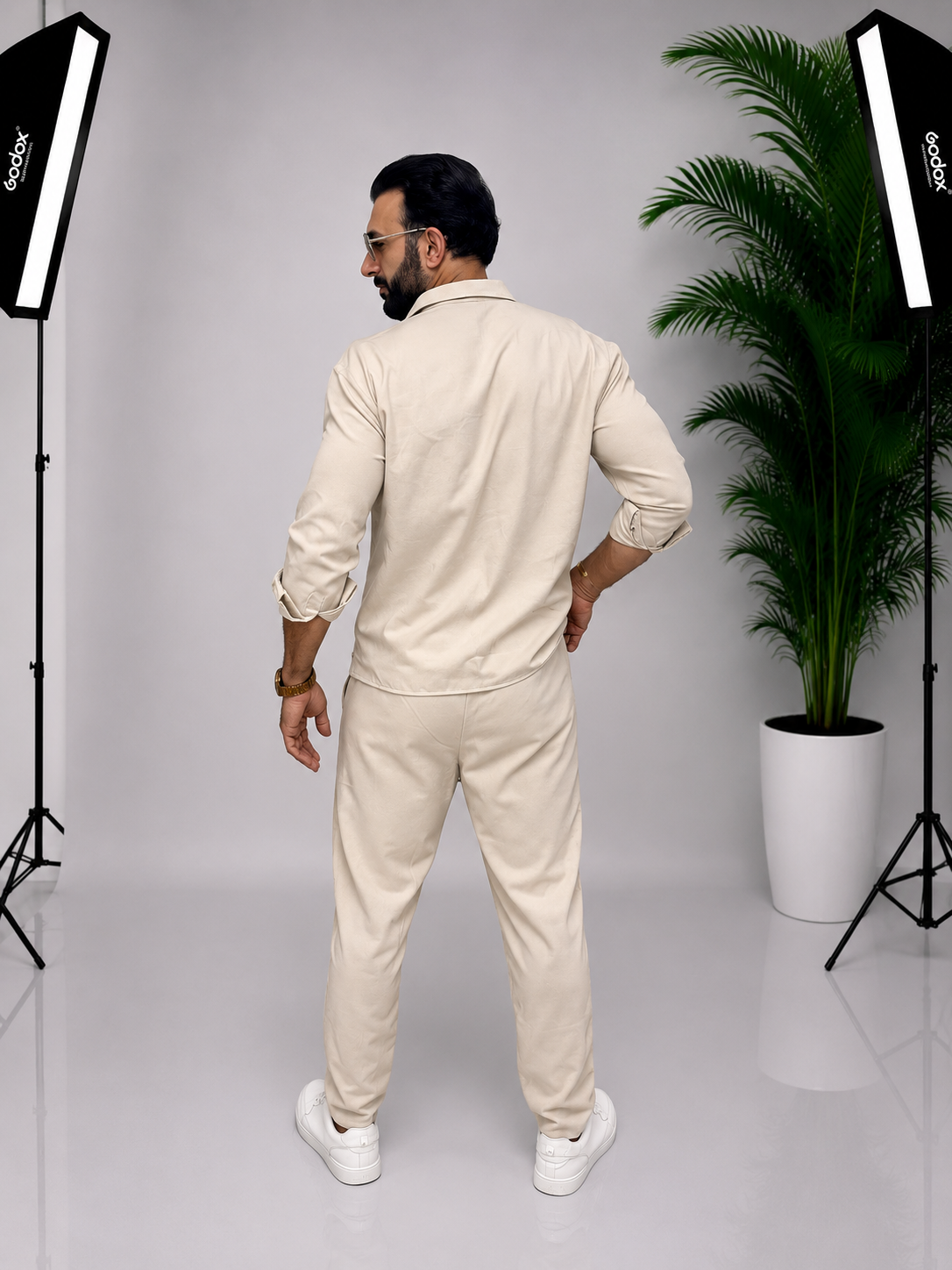 SET CREM ICON DIN IN ELEGANT PENTRU BĂRBAȚI – IDEAL PENTRU EVENIMENTE | 90% IN, 10% BUMBAC