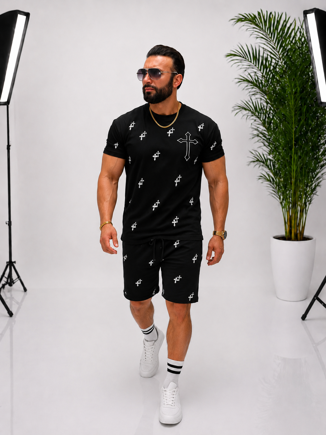 Set bărbătesc din 100% bumbac, tricou cuCRUCE  imprimeu frontal și pantaloni scurți