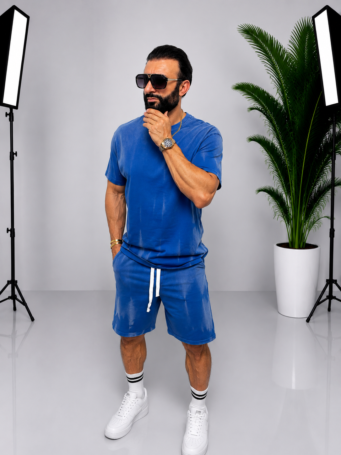 Set bărbătesc casual albastru – Tricou și pantaloni scurți cu efect tie-dye